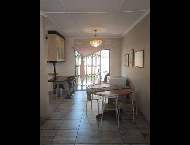 4 BEDROOM HOUSE FOR SALE IN NEW GERMANY